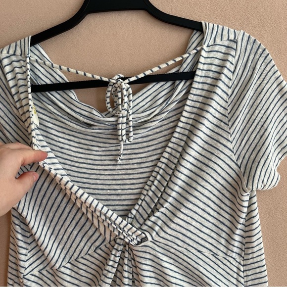 Anthropologie Maeve Coastal 100% Linen Striped Horizon Short Sleeve Top in Small - Picture 7 of 10